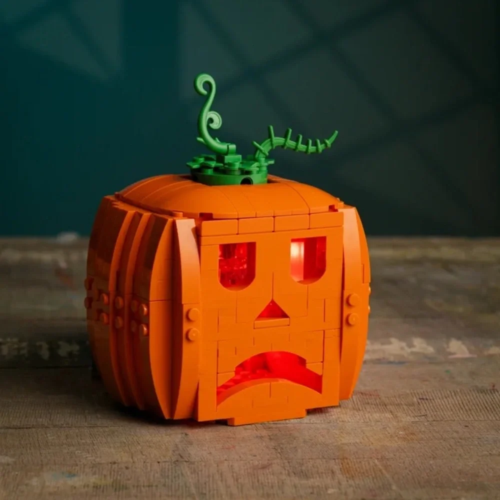 Lego Brick Craft 3 in 1 Pumpkin Light Up - NEW